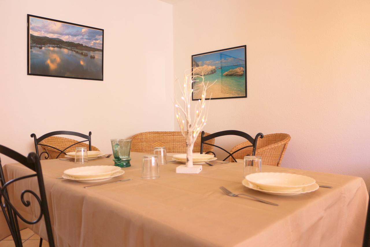 Residence Ponente Санта-Тереза-Галлура Экстерьер фото