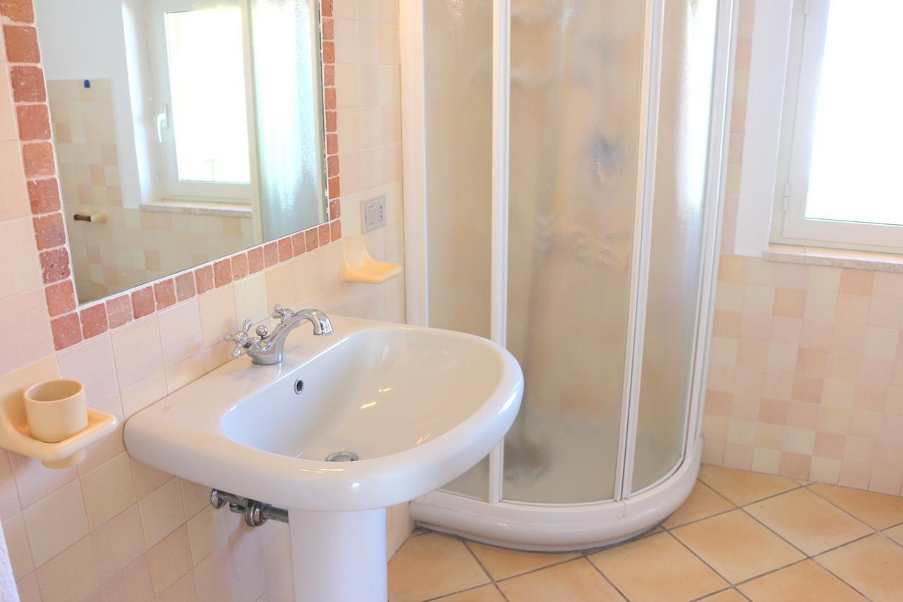 Residence Ponente Санта-Тереза-Галлура Экстерьер фото